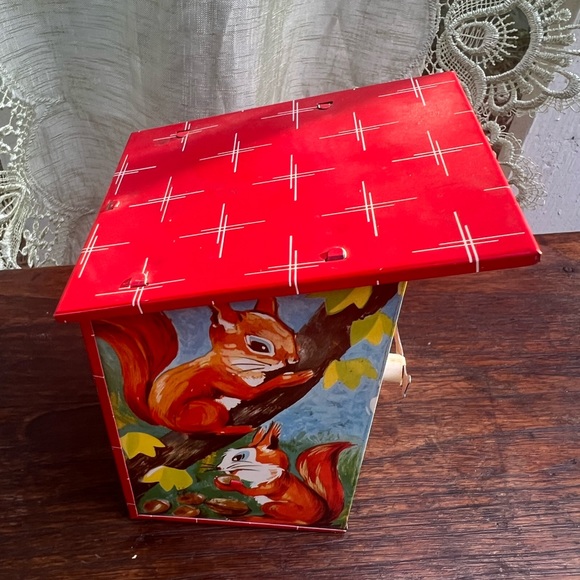 Vintage Tin Lorenz Bolz Zirndorf Wind up Bird Bank - Picture 8 of 8